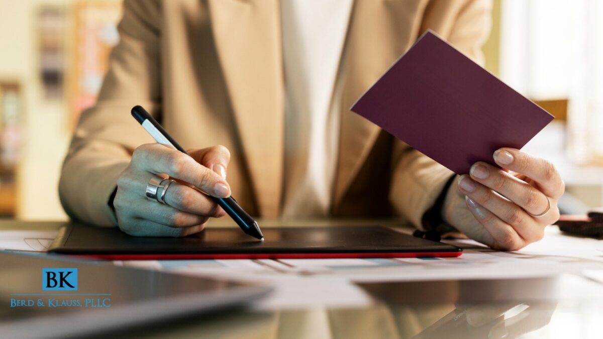 Cost of Hiring an Immigration Lawyer: What to Expect